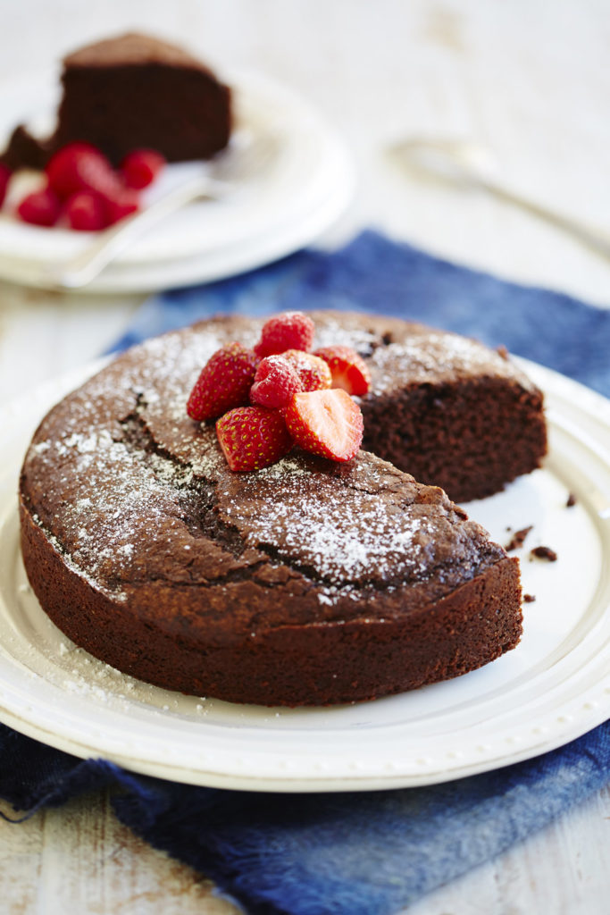 Family Chocolate Cake recipe using auzure non-GM Canola Oil